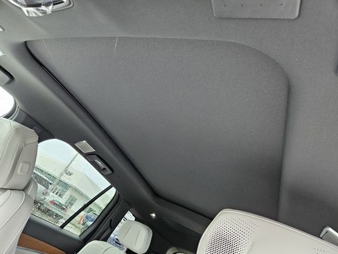 New 2026 Cadillac Vistiq Luxury image 26