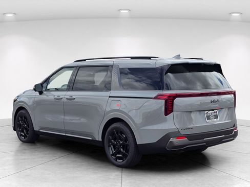 New 2026 Kia Carnival SX Prestige FWD image 4