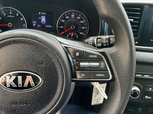 Used 2020 Kia Sportage LX image 12