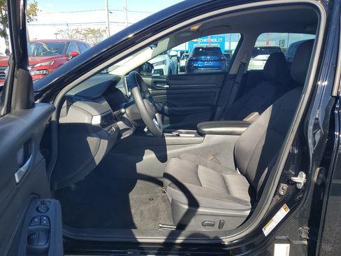 Certified 2020 Nissan Altima 2.5 S image 12