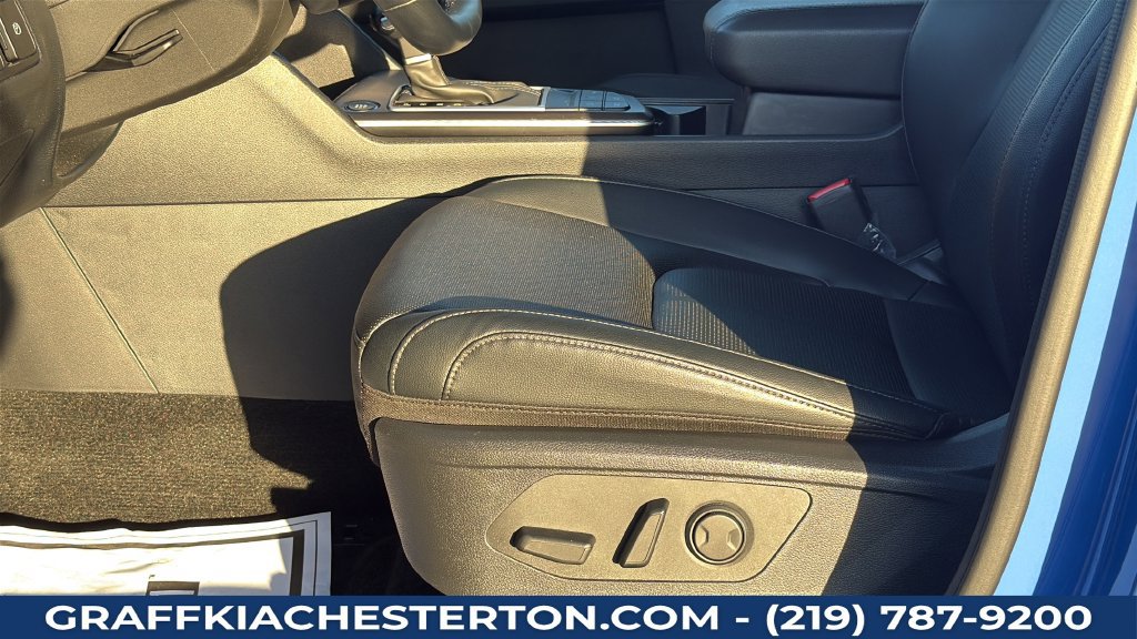 Used 2026 Kia Sportage EX FWD image 24