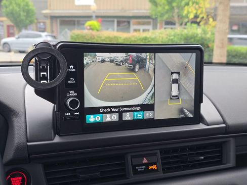 Used 2023 Honda Pilot TrailSport image 25