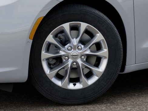 New 2026 Chrysler Pacifica Select image 8