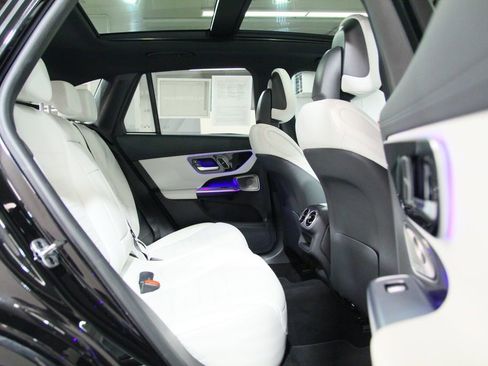 Certified 2023 Mercedes-Benz GLC 300 4MATIC image 27