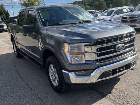 Used 2022 Ford F150 XLT w/ Trailer Tow Package image 5