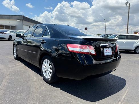 Used 2011 Toyota Camry XLE FWD image 37