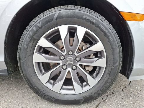 Used 2023 Honda Odyssey EX-L image 8