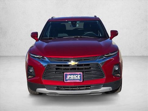 Used 2021 Chevrolet Blazer LT image 2