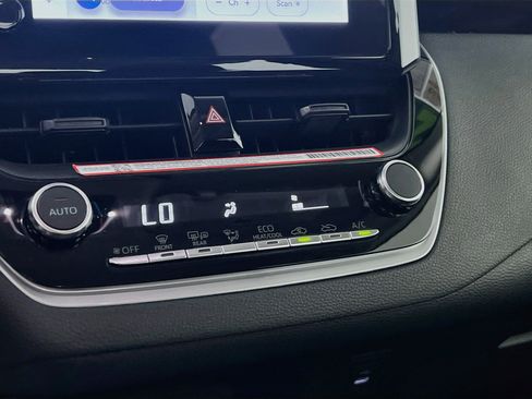 Used 2026 Toyota Corolla LE FWD image 26