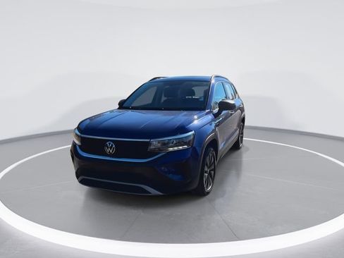 Used 2023 Volkswagen Taos S image 4