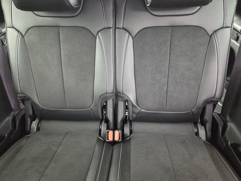 Used 2025 Jeep Grand Cherokee L Altitude RWD image 8