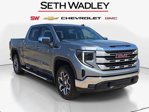 New 2026 GMC Sierra 1500 SLE image 1