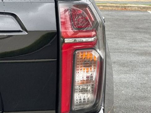 Used 2023 Chevrolet Tahoe Z71 w/ Luxury Package image 47