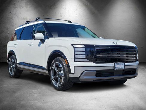 New 2026 Hyundai Palisade Limited FWD image 2