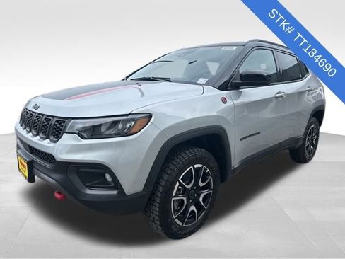 New 2026 Jeep Compass Trailhawk image 3