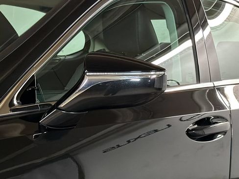 Used 2022 Lexus ES 350 w/ Premium Package FWD image 5
