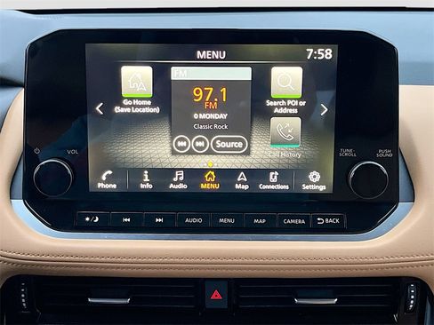 Used 2023 Nissan Rogue Platinum w/ Platinum Premium Package image 15