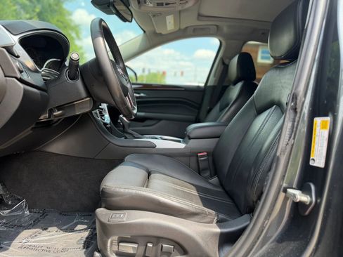 Used 2014 Cadillac SRX Luxury w/ LPO, Sports Edition Package FWD image 16