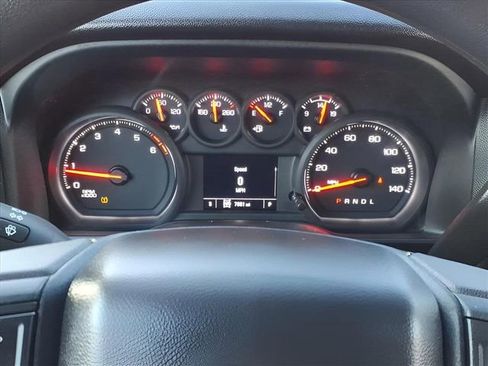 Used 2025 Chevrolet Silverado 2500 Custom w/ Custom Value Package image 30