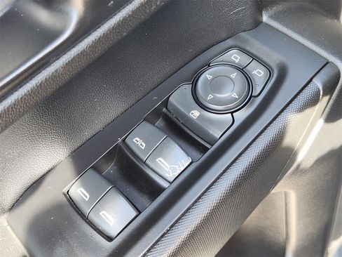 Used 2022 Chevrolet Silverado 1500 Custom image 32