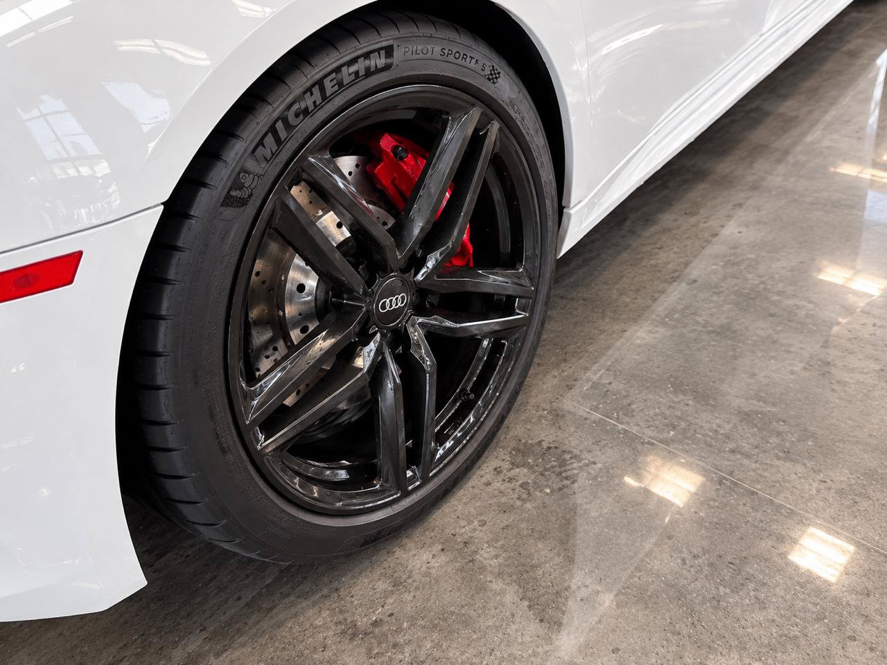 Used 2015 Audi R8 V10 AWD/4WD image 14