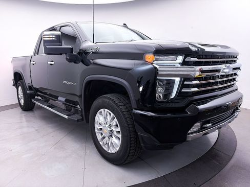 Used 2022 Chevrolet Silverado 2500 High Country AWD/4WD image 15
