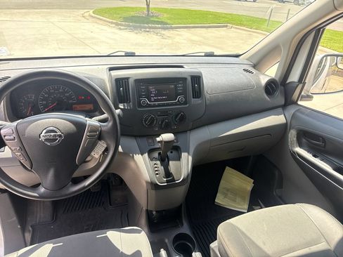 Used 2019 Nissan NV200 SV FWD image 16