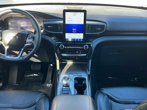Certified 2022 Ford Explorer ST w/ Equipment Group 401A image 7