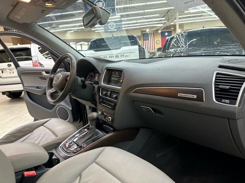 Used 2014 Audi Q5 2.0T Premium Plus w/ Premium Plus Package image 42