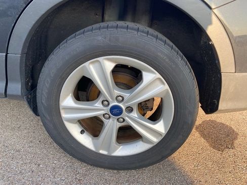 Used 2014 Ford Escape SE w/ Equipment Group 201A FWD image 13