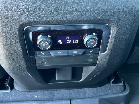 New 2026 Chevrolet Suburban LT w/ Comfort Package image 18