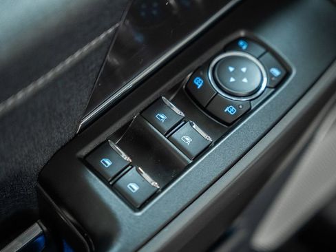 Used 2024 Ford F150 Lariat AWD/4WD image 42