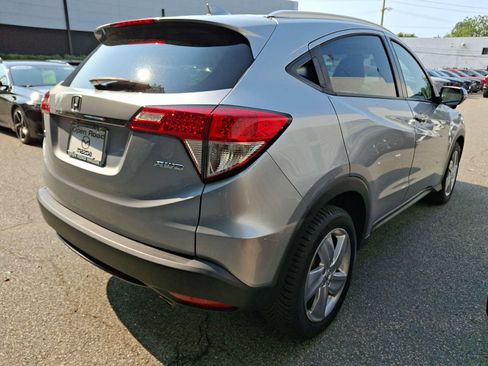 Used 2019 Honda HR-V EX image 4