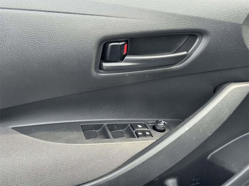 Used 2024 Toyota Corolla LE image 18