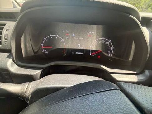 Used 2024 Toyota 4Runner SR5 Premium w/ Moonroof Package RWD image 4