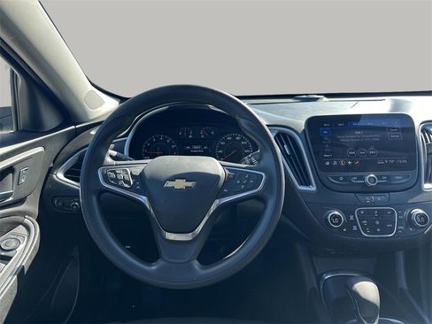 Used 2024 Chevrolet Malibu LT image 20