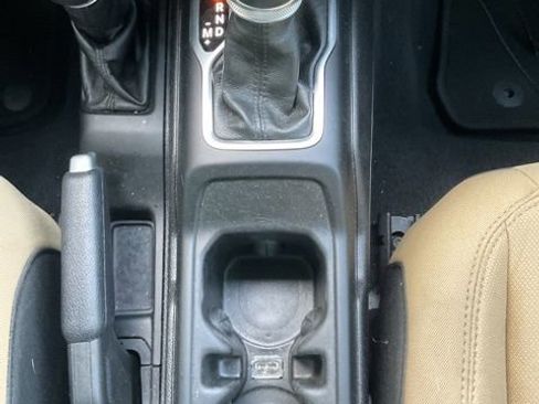 Used 2020 Jeep Wrangler Unlimited Sport S AWD/4WD image 28