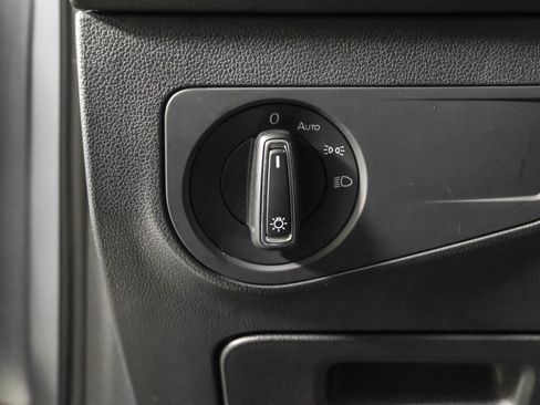 Used 2022 Volkswagen Tiguan SE R-Line image 22