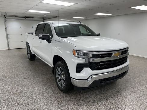 New 2026 Chevrolet Silverado 1500 LT AWD/4WD image 2