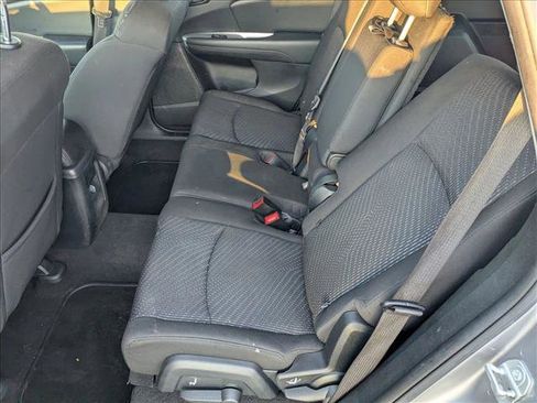 Used 2017 Dodge Journey SE image 18