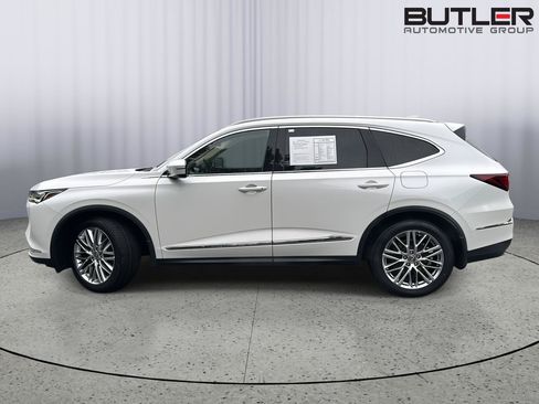 Used 2023 Acura MDX SH-AWD w/ Advance Package image 9