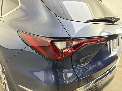 Used 2025 Acura MDX SH-AWD w/ Technology Package image 32