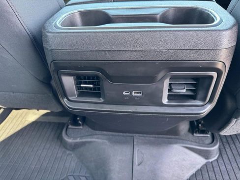 Used 2022 Chevrolet Silverado 1500 RST image 16