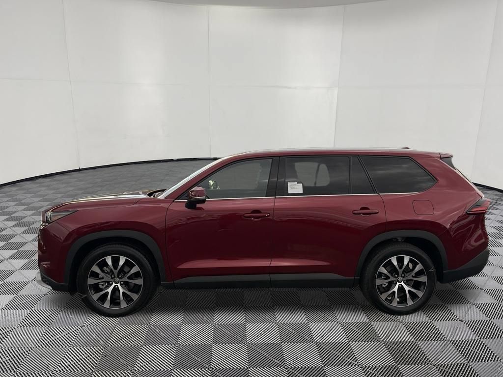 Used 2026 Toyota Grand Highlander AWD Hybrid image 5