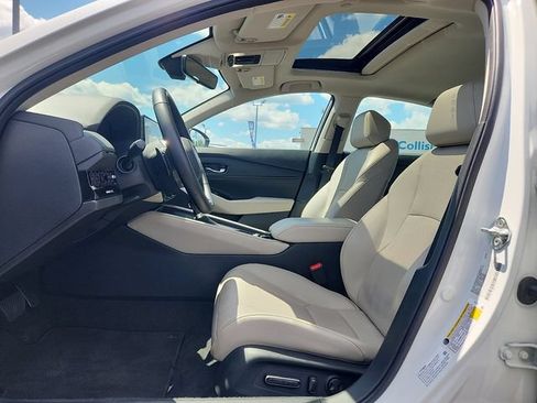 Used 2023 Honda Accord Touring image 13