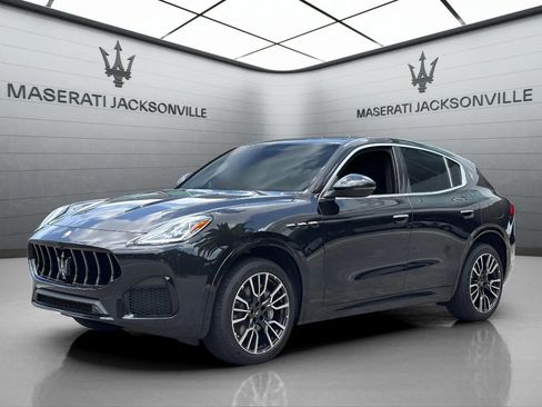 New 2025 Maserati Grecale GT image 14