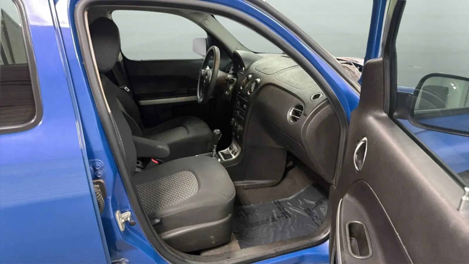 Used 2008 Chevrolet HHR LT w/ Enhanced Sound Package FWD image 20