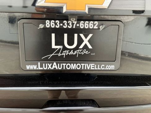 Used 2017 Chevrolet Suburban Premier AWD/4WD image 10