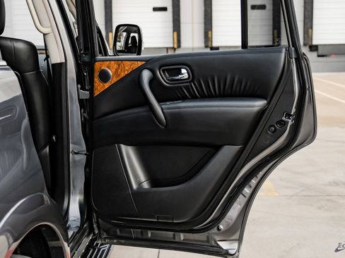 Used 2021 Nissan Armada SL w/ Captain's Chairs Package image 86