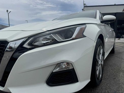 Used 2020 Nissan Altima 2.5 S image 11